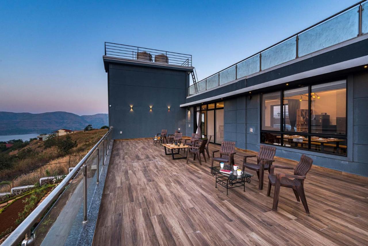 Eyes On The Lake By Stayvista - A Hillside Villa With A Captivating View Of The River Pune Dış mekan fotoğraf
